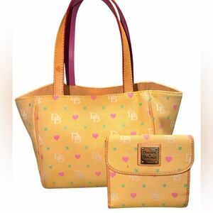 Dooney & Bourke vintage baby satchel hard to find w/ matching wallet DB & hearts